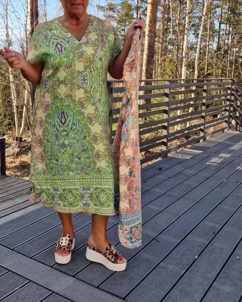 Laluna® | V-hals jurk met korte mouwen