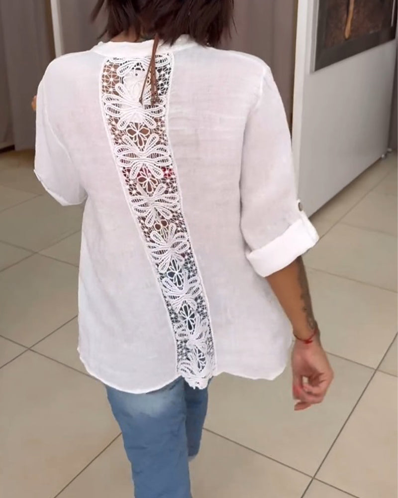 Effen shirt met zakken en eenvoudige knopen