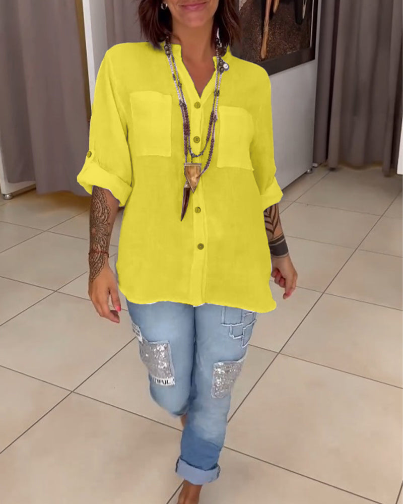 Effen shirt met zakken en eenvoudige knopen