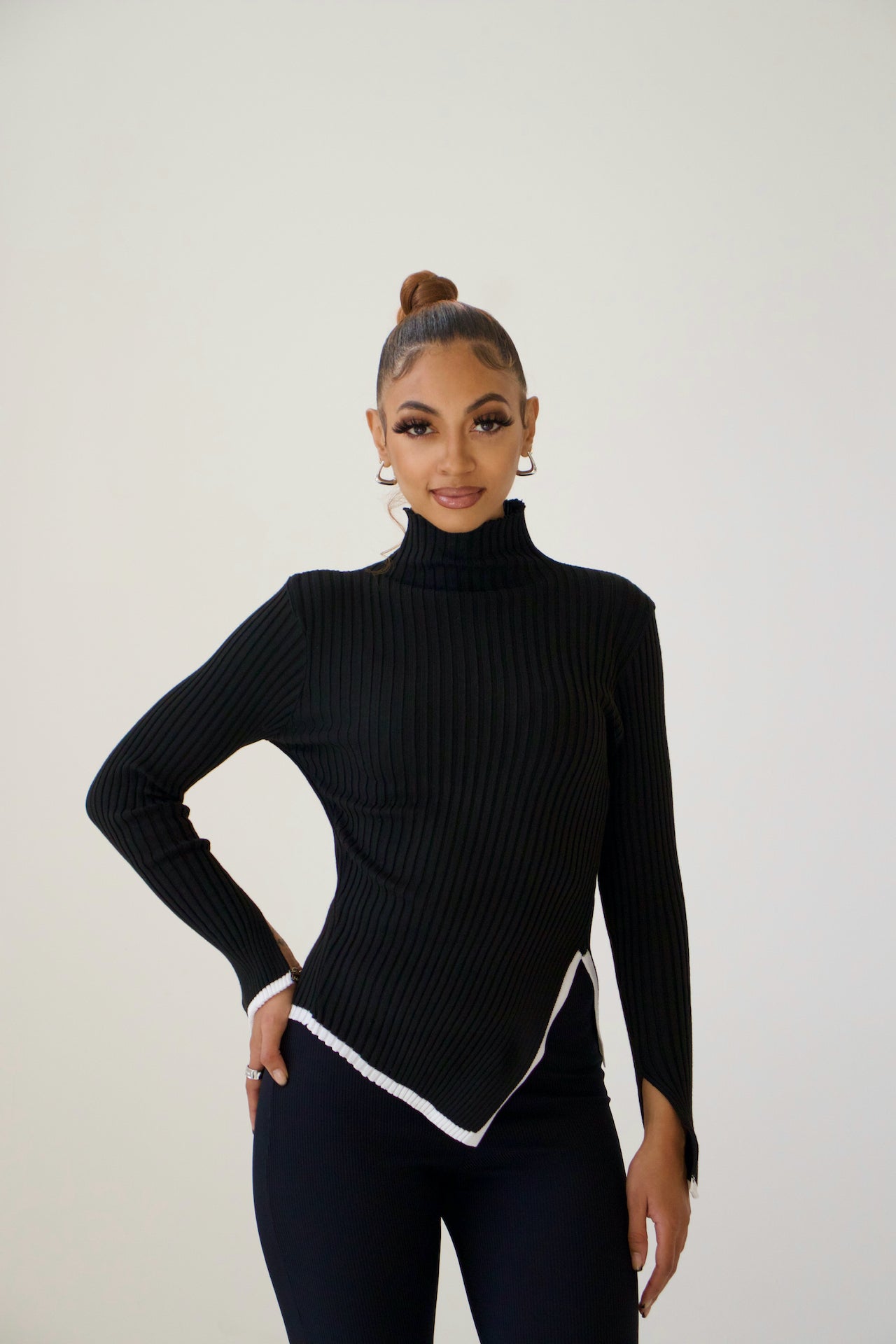 LALUNA® | ELEGANTE TURTLENECK TRUI