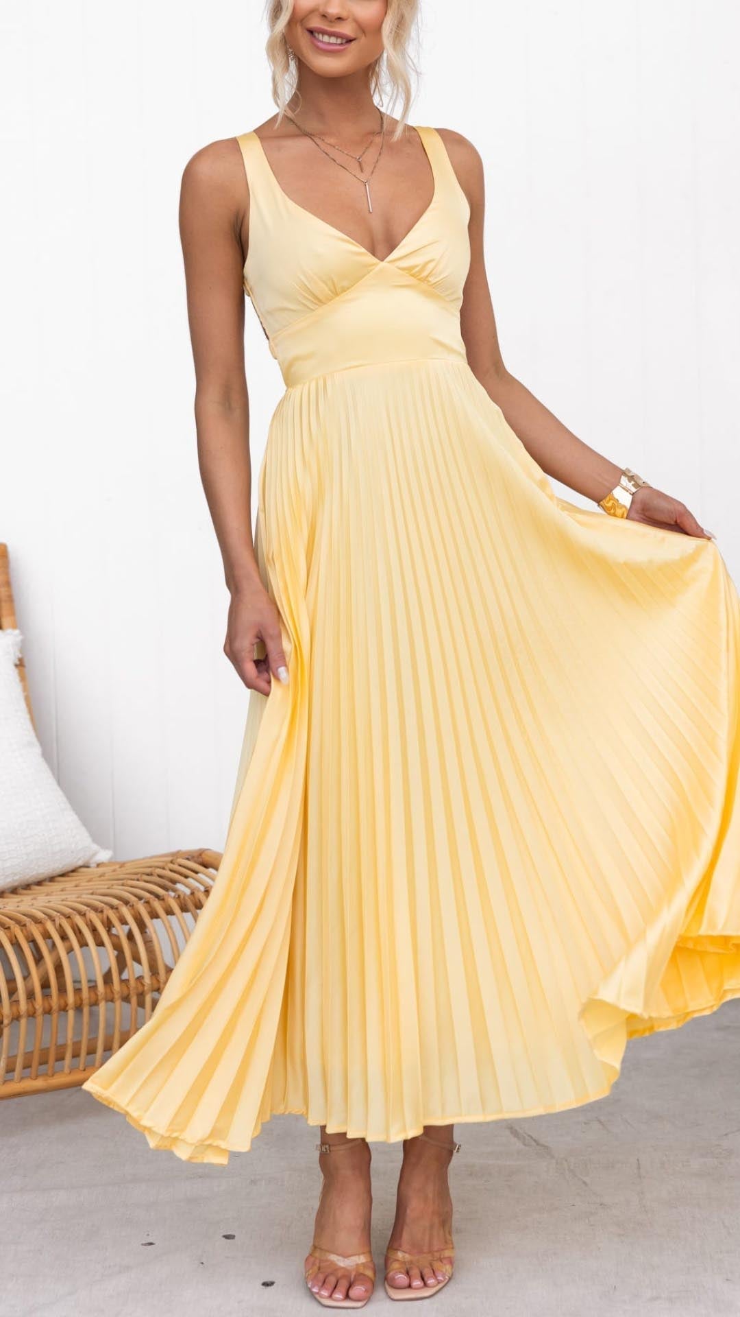 Laluna® | Gele geplooide V-hals maxi jurk