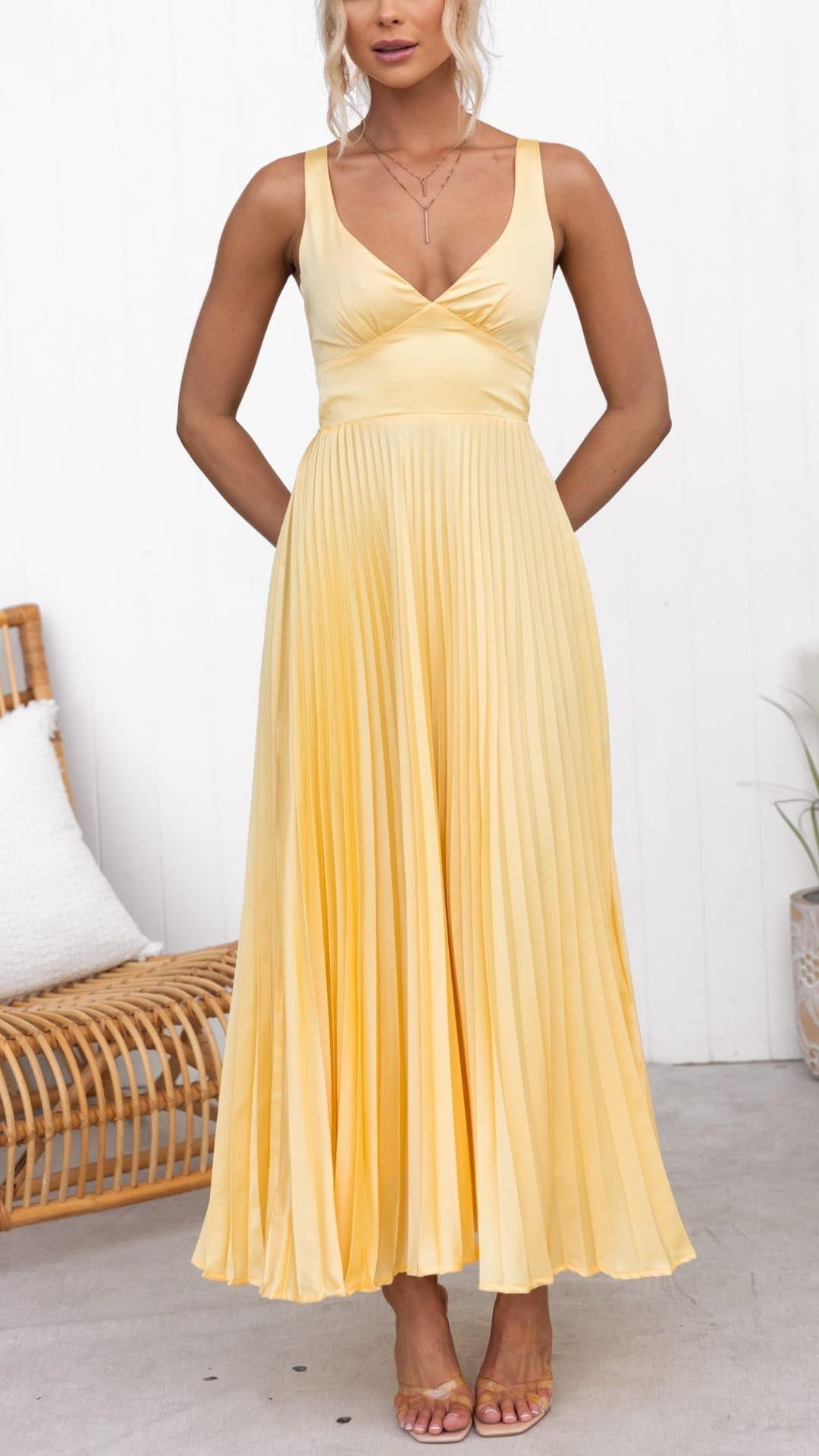 Laluna® | Gele geplooide V-hals maxi jurk