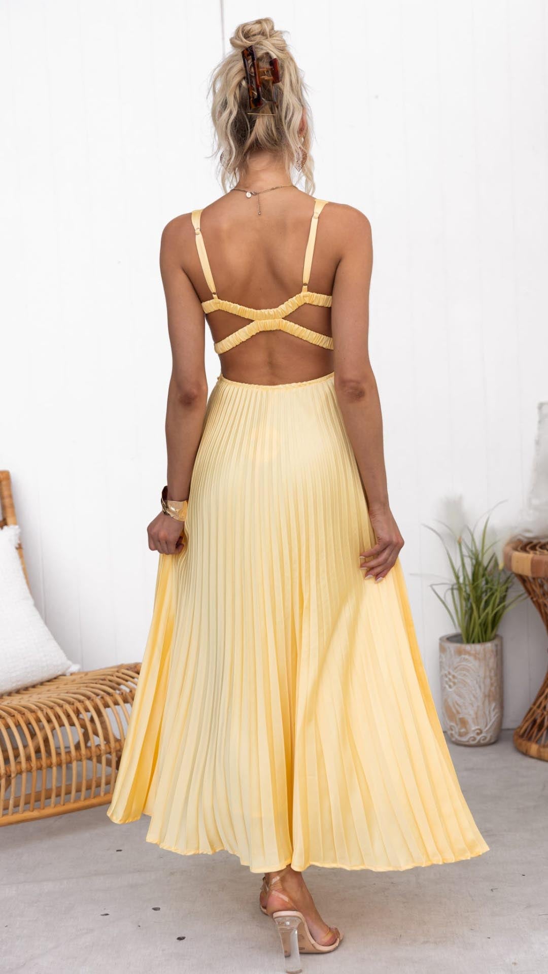 Laluna® | Gele geplooide V-hals maxi jurk