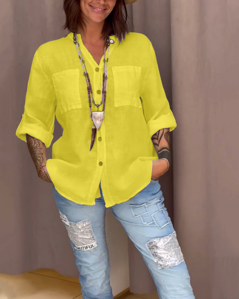 Effen shirt met zakken en eenvoudige knopen