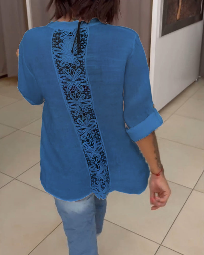 Effen shirt met zakken en eenvoudige knopen