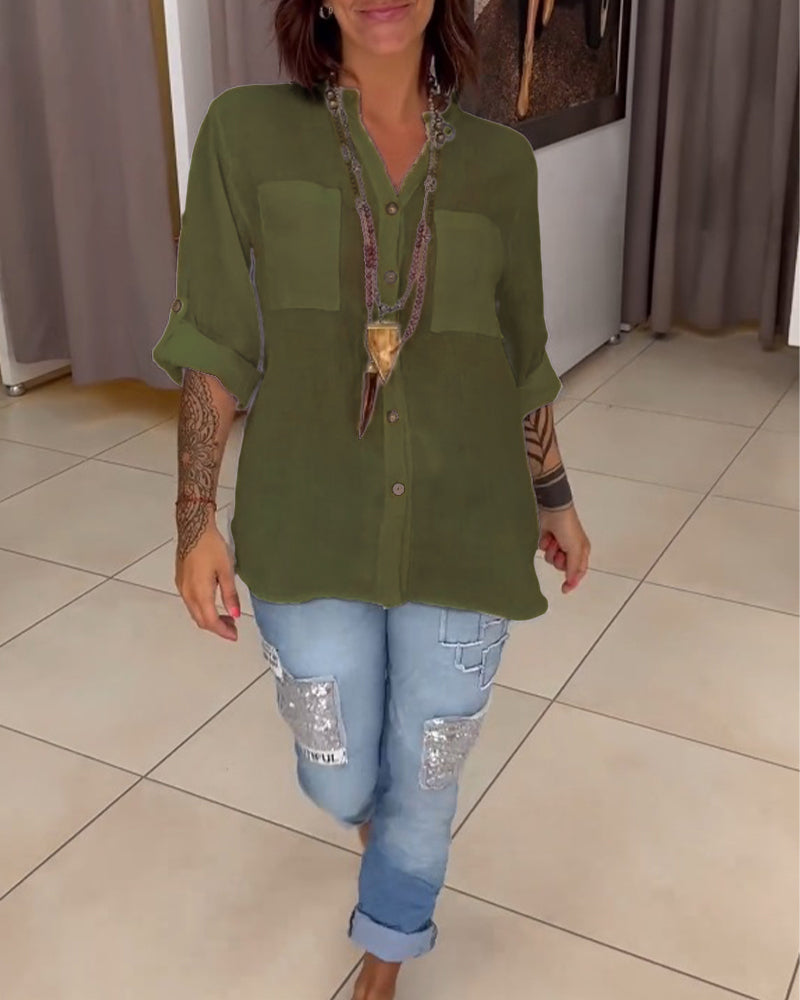 Effen overhemd met zakken en enkele knopen